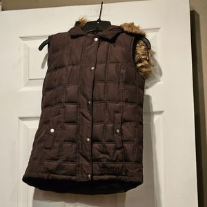 GAP VEST WITH FAUX FUR TRIM